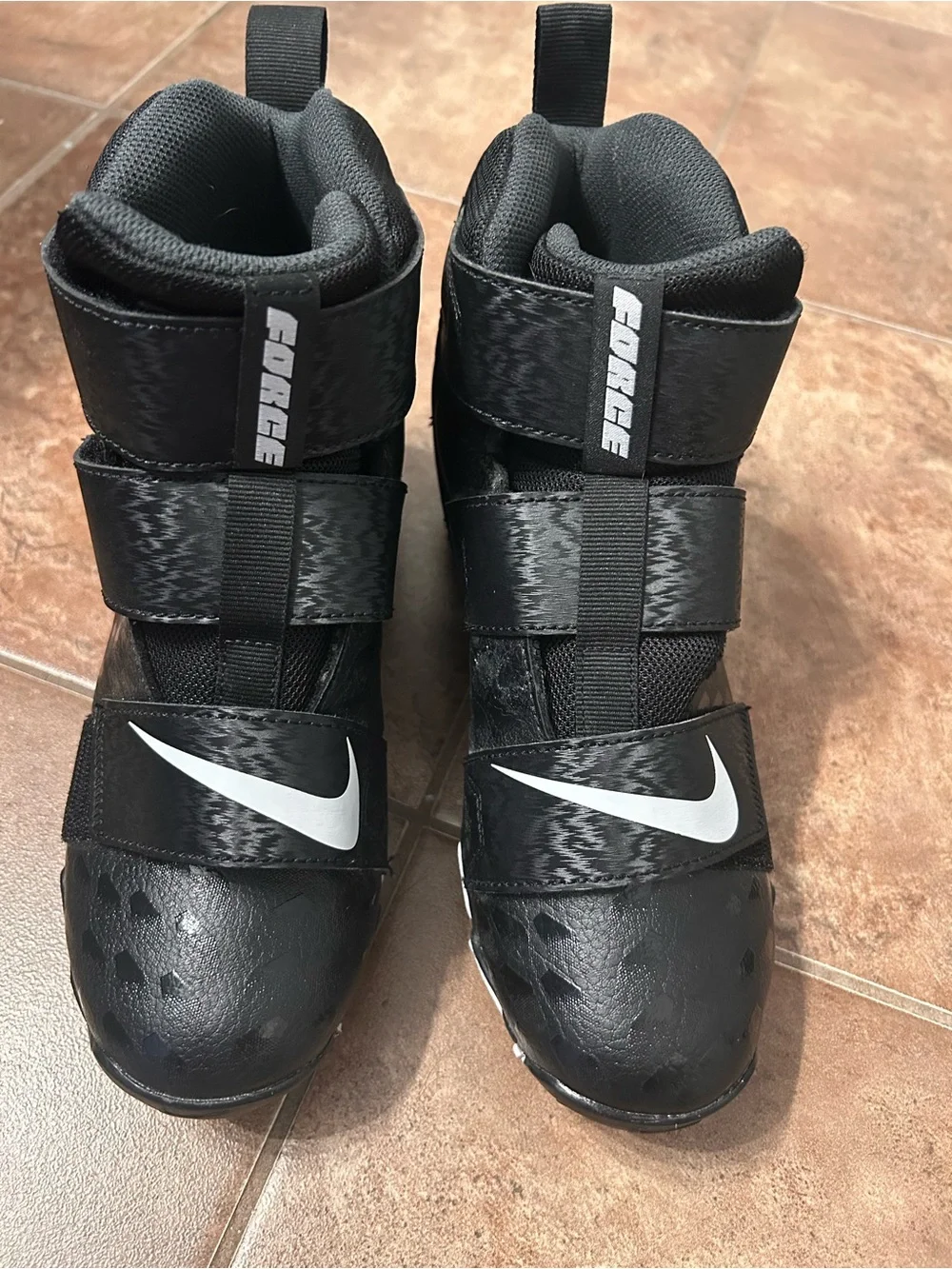 Nike Black Kids High-Top Sneakers with White Swoosh (Size 5.5Y)
